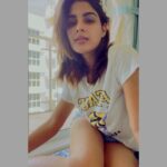 Samyuktha Menon Instagram - *Dollface* Felt cute and want to type " Might delete it later", but you know I won't ❤️ What are you all upto on Sunday ? 😊 #sunyay #sunday #instasunday #sundaymood #sundayvibes #dollface #feltcute #notdeletingitlater #instahome #selfietime #samoninsta #quarantine #lockdowndiaries #soon #hope #chill #instavibe #watchyadoin