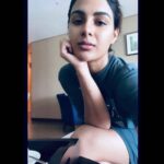 Samyuktha Menon Instagram - Sunday funday or Not ? 😊 Hope all of you are home and safe ! #selfie #instaselfie #selfielove #stayhome #staysafe #lockdownselfie #instahome #sundayvibes #sundaymood #sundayfunday #howareyouall #letshanginthere #instadaily #instasunday