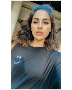 Samyuktha Menon Instagram - Sunkissed Selfie 🤗 #firstselfie #instaselfie #instafam #family #love #life #happiness #sunkissed #selfiepost #samonintsa #instadaily Chittoor Kottaram