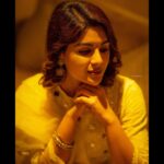 Samyuktha Menon Instagram - A Yelloads of Happiness 💛 Wearing @theloom.in Hair @suluhairstylist #loadsofhappiness #happiness #yellow #divine #samoninsta #instahappy #instadaily #instamood #instayellow PC @decibelhost_