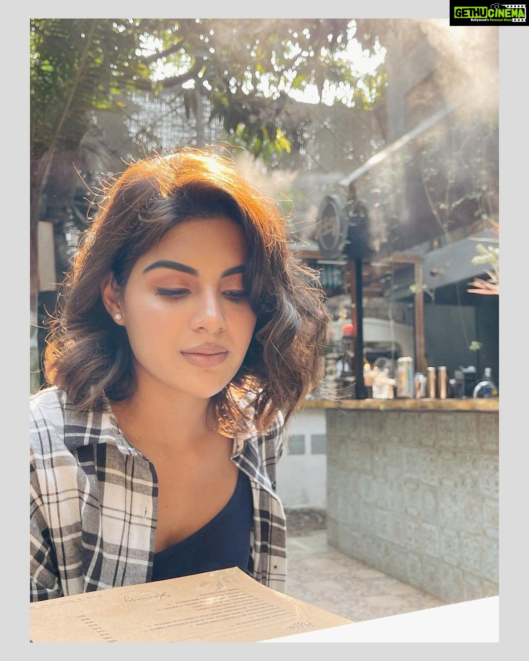 Samyuktha Menon Instagram - *The Life Cycle of Success* If You want something from your heart, you first note it down in your heart , in golden,red, any color you dread ! Then you breathe in and out the idea, plan well , live and relive its execution , dream it’s transformation into reality..let your thoughts fuel it and be the fire. And then like there is never another tomorrow,another chance, another second of hope dedicate your heart & body, mind and soul..don’t rest yet.Let it simmer ..let it boil ! Finally you wait patiently for its manifestation..for no ounce of sheer hardwork and dedication goes down without success and happiness. 📷 @karthik_peruru #mystory #dreambig #hardwork #dedication #inspiration #motivation #lifecycle #success #nevergiveup #patience #flyhigh #instamood The Sanctuary Bar & Kitchen