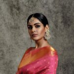 Samyuktha Menon Instagram - Every sari tells a story. Of the vast beauty of this country and its rich heritage. The sari narrates many tales. Of the region where it's made. Of the people who make it. Of the stories that inspire them to make it. Of the rituals and traditions its associated with it. The sheer elegance of the six yards transcends many journey from the maker to the wearer.⁣ ⁣ Every girl during the growing up years have taken a piece of fabric and draped it as a sari as part of many dress up acts. I too have. Watching my grandmother and mother picking out their fine sarees, the lustrous kanjivarams to the crispy cottons, and dressing up for the festivals, religious outings to the umpteen weddings, every celebratory ocassion deemed they dressed in their finest.⁣ ⁣ ⁣ Saris tell stories. ⁣ ⁣ I am associating with @mahalekshmisilks to tell some of them. ⁣ ⁣ #sari ⁣ #saree ⁣ #stories ⁣ #tradition ⁣ #fashion ⁣ #timeless ⁣ #elegance ⁣ #beauty ⁣ #sixyards ⁣ #MahalekshmiSilks⁣ #Ettumanoor⁣ #Mohanlal ⁣ #Lalettan