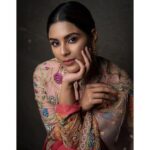 Samyuktha Menon Instagram – “I am seeking. I am striving. I am in it with all my heart.” –Vincent van Gogh

The joy within when the heart awakens to the splendid beauty of life. The joy within when you wish to celebrate each moment and every accomplishment. The joy within when your little world of dreams comes true. 
I experienced same joy within when I wore the exquisitely handcrafted ensemble by @rahulmishra_7 . The minutest detailing, the finest thread work, the intense form of story telling on textile, the synergy of a craftsmans art and a creators vision to weave narratives that is the most beautiful expression of human abilities. All this sheer artistry embraces me with great warmth and I feel blessed.

Outfit : Rahul Mishra | @RahulMishra_7 
Jewelry: @abharnapetite 
Image: Sanoj Kumar | @sanojkumar123
MUA: Sajith & Sujith | @sajithandsujith
Creative Direction: Alpi Boylla | @Alpiboylla/ Fashion Capital 
Assisted by: Geethika Pramod | @geethikapramod
Production: Fashion Capital / Save The Loom @savetheloom_org
Location : LLAB / Avenue Regent | @llabkochi