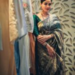 Samyuktha Menon Instagram – That’s the thing with handmade items. They still have the person’s mark on them, and when you hold them, you feel less alone.
Wearing Banarasi Silk #gauravjaigupta  #WorldOfWeaves #Weaversvillage #Tvm #DesignerGauravGupta #AkaaroBrand #Savetheloom 
@vummidianjaneyullu @akaaro 
Jwelry : #Vummidi Anjaneyullu jewelers (VAJ) Antique pure Silver jwelry .Now  available in Kerala only at Weaversvillage @worldofweaves.stl Weavers village