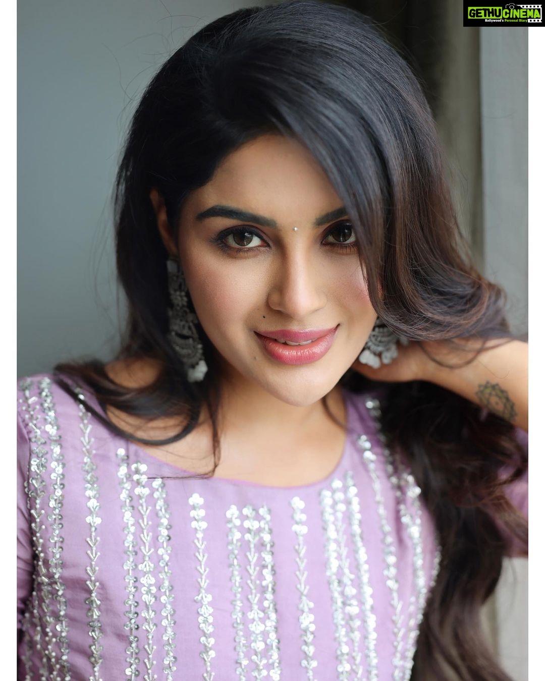 Samyuktha Menon Instagram - Never stop gazing at your dreams ✨ Photography - @pranav.foto Outfit - @arka_by_divya_kanigalupula Jewellery - @petalsbyswathi Stylist - @sandhya__sabbavarapu MUA - @tokalasomasekhar_makeup Hair - @rajesh_chinchili #neversaynever #likethereisnotomorrow #instaphoto #friyay