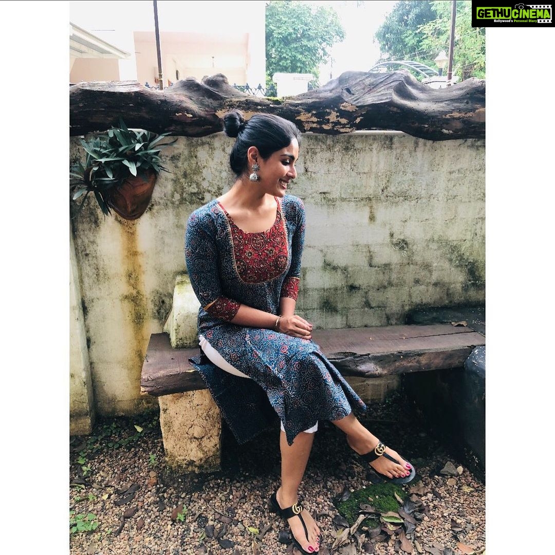 Samyuktha Menon Instagram - Pre-promotion roaming :) @jugalbandhi Jugalbandhi