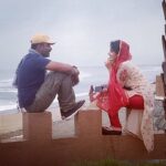 Samyuktha Menon Instagram - Our’s very own sinuchettan ❤️ cameraman.. from all the stories I have heard from the people of starring pournami I wanted to work with you . It happened in #edakkadbattalion06 . Waiting for our very own very very very own next 🌏 #betweentheshoot @sinu_sidharth