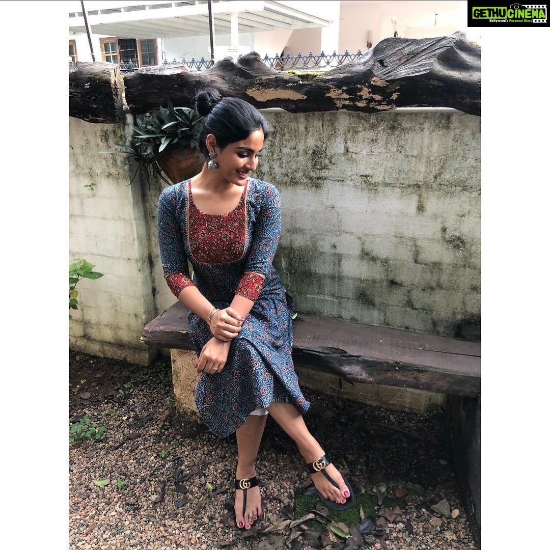 Samyuktha Menon Instagram - Pre-promotion roaming :) @jugalbandhi Jugalbandhi