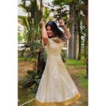 Samyuktha Menon Instagram - Happy Vishu everyone !!! I am gonna celebrate and live my life 🌸 Wearing @veenaraajcouture Styled by @asaniya_nazrin @gucci on my feet @rahul_raj_r_ photography #spreadhappiness #spreadlove #vishu #swipeleft