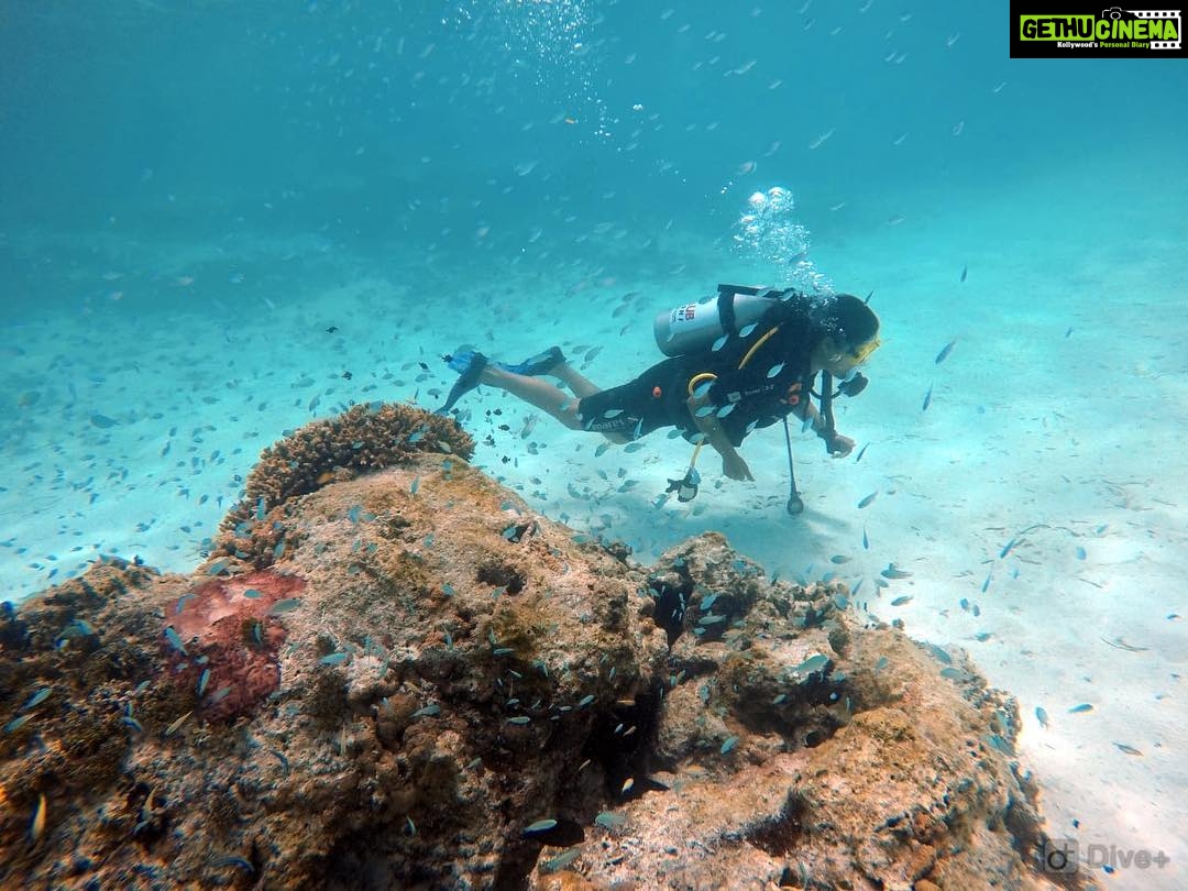 Samyuktha Menon Instagram - #scubadiving Maldives, Indian Ocean