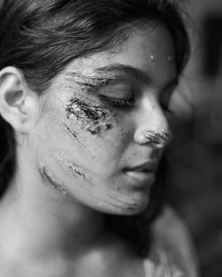 Samyuktha Menon Instagram - She is a survivor @lilli_movie