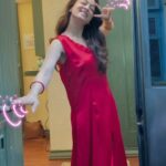 Sandeepa Dhar Instagram - DAY 1 #onset of DR. ARORA as Mithu 🙃😁 Playing Mithu has been quite a journey, you can kind of guess from the red nighty. 😂 #90s #fashion Thought of sharing a few glimpses of the 1st day on set. Will share more in the coming days, sorry you can’t escape it 😛 Tbh I love this track from the show , I just needed a bahana to create a reel on it. 😜 DR. ARORA STREAMING ON SONYLIV FROM 22nd JULY @sonylivindia @kumararchit @imtiazaliofficial @reliance.entertainment @wearewsf @castingchhabra @mukeshchhabracc @sunnymr @nidhisethianair @srustij @rajeshshukla18 @ravimishrasinger @kamil_irshad_official @makeupartistkarishmabajaj @suveera.swetesh.stylist @ajitesh_gupta_ #reelsinstagram #bts #1st #day #red #ootd #90s #fashion