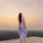 Sandeepa Dhar Instagram - Happy Diwali !! 🪔 May the light always shine on you . ✨💫 ______________________________ #diwali #gogreen #peace #light #happiness