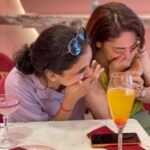 Sandeepa Dhar Instagram - #funtimes Swipe right to see , How it started to How it ended 😬😂🥳✌🏻🍹 #weekend #shenanigans #brunch #mygirls #sunday #pinkwasabi Pink Wasabi