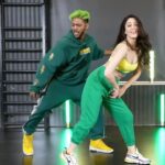 Sandeepa Dhar Instagram - PEE LOON with @melvinlouis Last minute plan of shooting a reel with this mental boy turned out like this . Learnt & shot this in record time last night. FUN! 💚 Didn’t think that This song would be choreographed like this . We tried hitting every beat ! Phew! 🥴 Leave a ❤️ in the comments if u enjoyed it 🤗 🎥 @shreepadgaonkar ——————————————————— #reels #reelsinstagram #reelitfeelit #peeloon #sandeepadhar #melvinlouis #dance #cover #green #classic #atheleisure