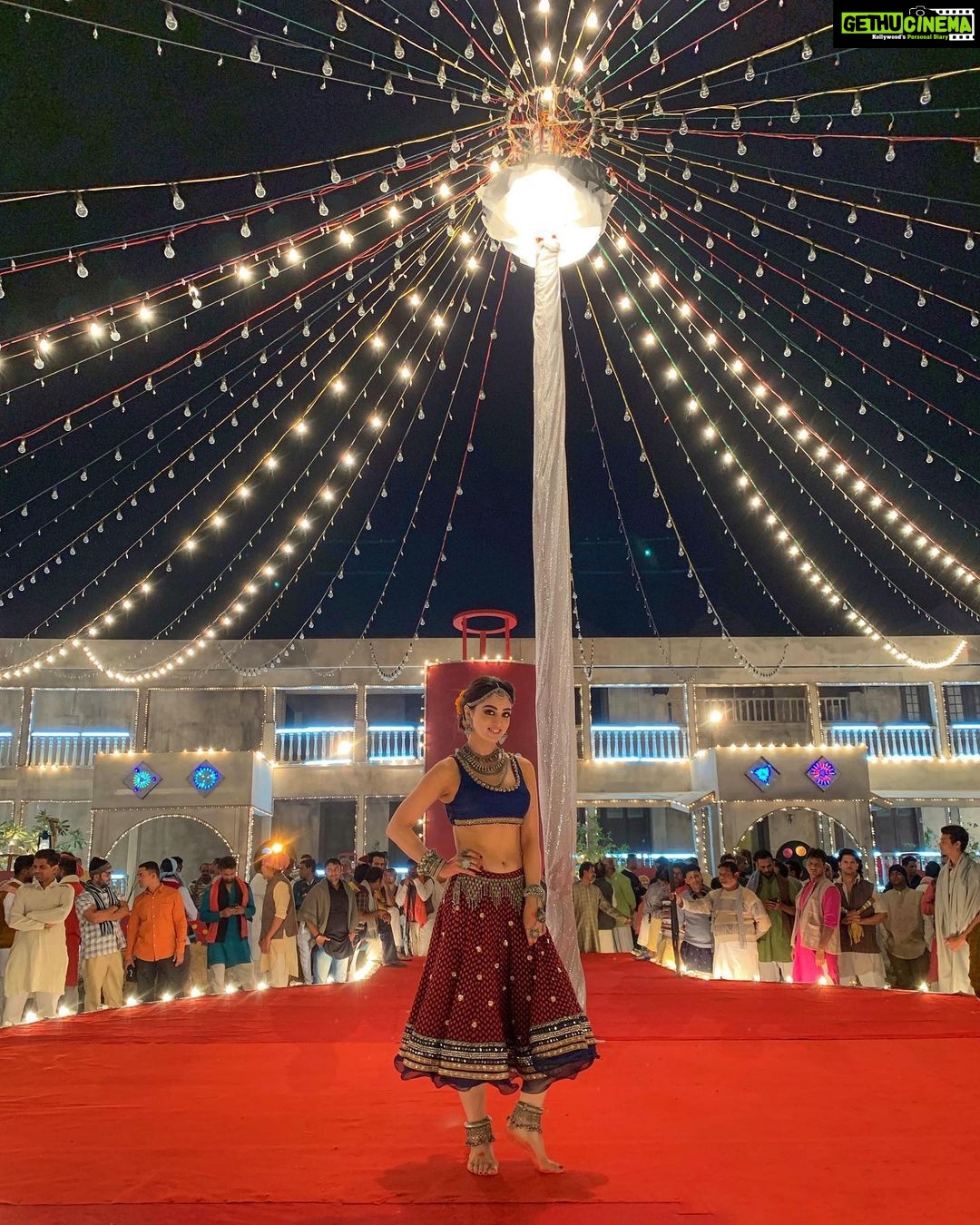 Sandeepa Dhar Instagram - #throwback Desi Vibe Days from #kaagaz #laalamlaal