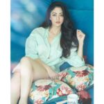 Sandeepa Dhar Instagram - I promised myself i’d do things differently today, so I am sitting at the other end of my couch 😬😜 ________________________________________ 📸 @munnasphotography
