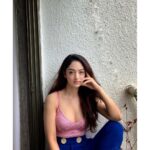 Sandeepa Dhar Instagram - I spend a lot of time holding the refrigerator door open looking for answers. This right here is my looking for answers face ! 💁🏻‍♀️😬 🥘 #alwayshungry #quarantinelife