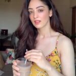 Sandeepa Dhar Instagram - Actual footage of when someone gives me a compliment ! 🤦🏻‍♀️😂 Tag someone who is like me 😁 Brb gonna go watch New Girl for the 187653537383 time now 💁🏻‍♀️ #truestory #itsanaquariusthing #newgirl