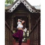 Sandeepa Dhar Instagram - Diamonds were once a girls best friend And then Yoga pants happened. ✨🐣 ————————————————— 📸 @shazzalamphotography Styling : @shru_birla