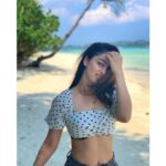 Sandeepa Dhar Instagram - I followed my heart, & it led me to the Beach 🏖🐠🏄🏻‍♀️ 📸 zenny aka @zena.kotwal Havelock Island