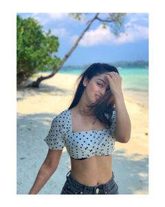 Sandeepa Dhar Instagram - I followed my heart, & it led me to the Beach 🏖🐠🏄🏻‍♀️
📸  zenny aka @zena.kotwal