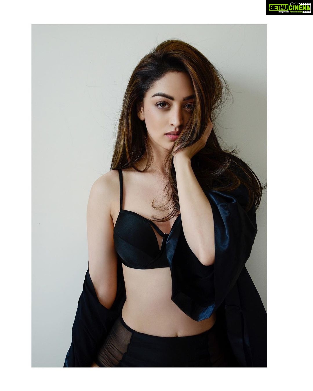 Sandeepa Dhar Instagram - It’s all Messy. The Bed. The Hair. The Words. The Heart. Life. ——————— —————————————— 📸 @shazzalamphotography