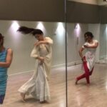 Sandeepa Dhar Instagram – #tb Got the opportunity to perform Indian semi classical after a really long break of 10years. #gettingback2myroots 
A lot of ppl ask me abt my journey of dance, I am no expert at any of it but from my personal experience if there is one thing that sure shot worked for me, it was learning Bharatanatyam as a kid. It set my foundation for all the other different forms of dancing that I learnt over the years. Most importantly it brought balance, grace, sense of rhythm and discipline into my life. 
Barely had 2 hours to learn the entire choreo by @rishikaysh01 hence it’s very rusty.
P.sThis was the 1st day of rehearsal so don’t judge 🤯