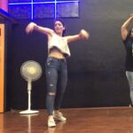 Sandeepa Dhar Instagram – #bts When Exhaustion got the better of me! 🤦🏻‍♀️🤯
Picking up this piece of choreography by @melvinlouis after 14 hours of shoot fried my brain but it’s all about pushing yourself day after day to make it all happen! Nothing comes easy! That grind is precious,keep Hustling! 
#rehearsal #dance #longhours #tirednights #thehustleisreal