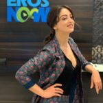Sandeepa Dhar Instagram - 🧚🏻‍♀️ Outfit : @savlamba MUH: @mallikajolly Stylist : @priyankamehra1 #promotion #flip #candid