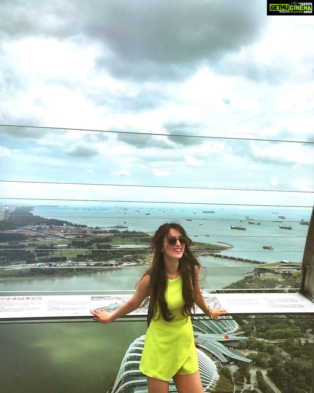 Sandeepa Dhar Instagram - Abandonment ! ✨🙃 #crazyview #windy #candid #forachange #travel #singaporediaries Marina Bay Sands