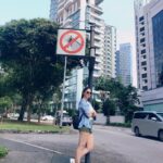 Sandeepa Dhar Instagram - Got my sneaker game on ! ✨🐣 #onmywaytowork #travel #singaporediaries #sneakerhead Singapore
