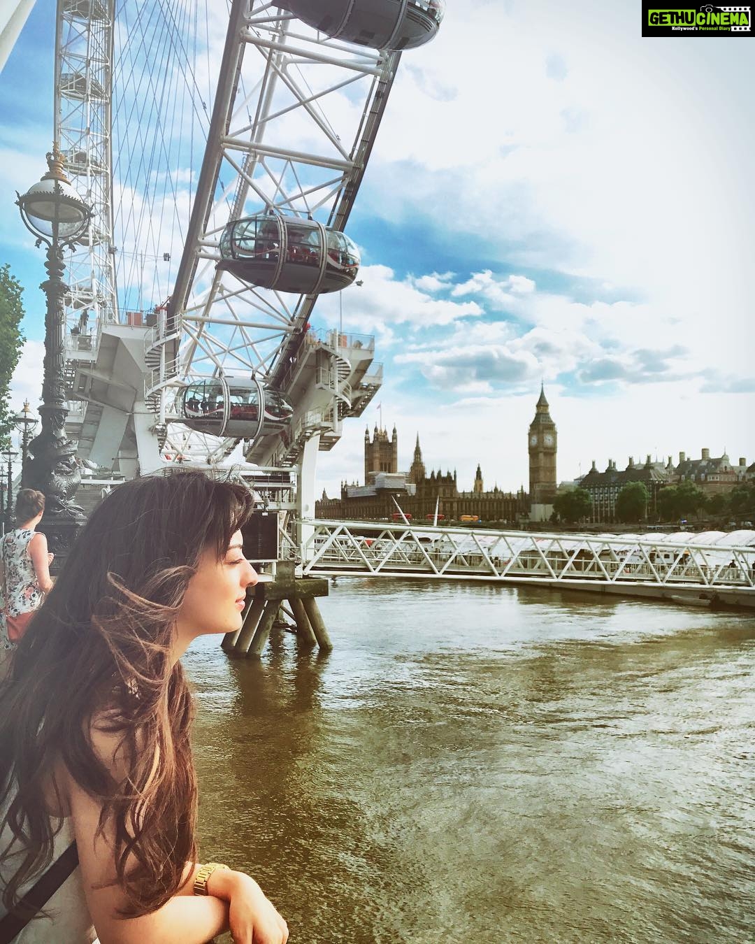 Sandeepa Dhar Instagram - Under the blue skies! ✨💫 #londondiaries #southbank #happyme @sparkletalents @gailmachado @london London, United Kingdom
