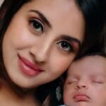 Sanjjanaa Instagram – Motherhood is truely immensely a beautiful journey that comes with responsibilities .. 

One can understand the true value of a mother only if they experience it .. ❤️❤️❤️ 

@princealarik my dear son thank you to have given me this wonderful experience 💝

This lovely shoot was conductus while my son was just 18 days old ❤️

@chandangowda_official 
💄 @prettify_makeover 
@happeningpixels 📷 Karnataka, Bangalore