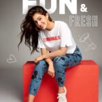 Sara Ali Khan Instagram - Today’s the day! 🥳 I have been waiting so long to make this announcement 😍📣 I am very proud to let you all know that I’ve invested in @thesouledstore 🙌🙌 It’s the first of its kind investment for me. I met the founders and the team of the #MadeInIndia brand last month and we were an instant match!! It gives me so much joy to present our FUN & FRESH Summer drop to you on The Souled Store website and app. Hope you enjoy my picks! Stay tuned for more fun drops ❤️ #thesouledstore #thesouledstorexsaraalikhan #partnership