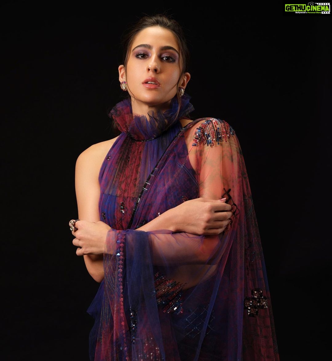 Sara Ali Khan Instagram - đđĒŠđĒđ đ: @manishmalhotra05 đ: @florianhurel đââī¸: @the.mad.hair.scientist