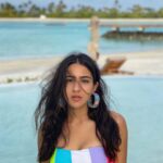 Sara Ali Khan Instagram – Sun, Sea and Sand 🌈🦄🌊🌞🏖 Dream Land