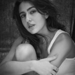 Sara Ali Khan Instagram - “Black and white, severally incomplete and at the same time completely several.” – Vikrmn 🤍🖤❤️ 📸 : @rohanshrestha 👗: @lakshmilehr 💇‍♀️: @florianhurel