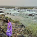 Sara Ali Khan Instagram - 💟☮️💁🏻‍♀️ Narmada River