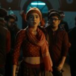 Sara Ali Khan Instagram - Little little will always have lots lots of my heart 💃❤️🥰😍 #AtrangiRe 3 days to go!!! 👀⏰🤗 @dhanushkraja @akshaykumar @aanandlrai @tseriesfilms @vijayganguly