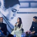 Sara Ali Khan Instagram - Atrangi Re full album out now 👀🎶🎵🤲🙏🏻 Thank you @arrahman and @kamil_irshad_official for giving us the soul of our film. 📸: @harjeetsphotography 👗: @tanghavri 💄: @kavyesharmaofficial 💇‍♀️: @ayeshadevitre @sajzdot