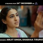 Sara Ali Khan Instagram - My heart keeps pounding ❤ For a love that's bounding 💫 Lag rahi hai ek alag hi pyaas si Kyunki aagayi hai #RaitZaraSi 😍 Song out now! Link in Bio!!! #AtrangiRe streaming from 24th December on #DisneyPlusHotstarMultiplex @DisneyPlusHotstar @aanandlrai @akshaykumar @DhanushKRaja @arrahman @arijitsingh @sashasublime #BhushanKumar @kamil_irshad_official @vijayganguly #HimanshuSharma @cypplofficial #CapeOfGoodFilms @tseriesfilms @tseries.official @ashishsverma