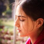 Sara Ali Khan Instagram - Many moods and emotions of Rinku💁🏻‍♀️💕 Loving ❤️ thoughtful 💭 emotional 😿 humoured 🤣 fed up 🤦🏻‍♀️ nervous 😬 suspicious 🤨 longing 💘 📸: @harjeetsphotography 🎥 & 🤗: @aanandlrai