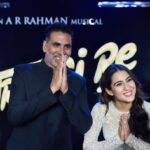 Sara Ali Khan Instagram - Atrangi Re full album out now 👀🎶🎵🤲🙏🏻 Thank you @arrahman and @kamil_irshad_official for giving us the soul of our film. 📸: @harjeetsphotography 👗: @tanghavri 💄: @kavyesharmaofficial 💇‍♀️: @ayeshadevitre @sajzdot