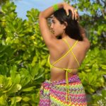 Sara Ali Khan Instagram - Don't judge each day by the harvest you reap but by the seeds that you plant 🪴🌳🌴💚 👙: @stylebyami accessories: @sara_vaisoha . .. … .. . @ncstravels @patinamaldives #PatinaMaldives #collab