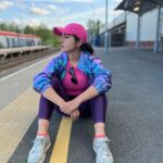 Sara Ali Khan Instagram – Enough of the monochromatic ♠️
It’s time for some Sara, Neon and Dramatic 🌈 
#alwaysextra London, United Kingdom