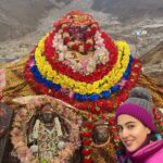 Sara Ali Khan Instagram – Back to where it all began 🙏🏻 🔱 ❄️💗 #jaibholenath #grateful #blessed Kedarnath