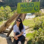 Sara Ali Khan Instagram - Agar firdaus bar roo-e zameen ast, Hameen ast-o hameen ast-o hameen ast. 💟☮️☪️🕉✝️ If there is a paradise on earth, It is this, it is this, it is this. Sarv Dharm Sambhav सर्व धर्म सम भाव #kashmir #jannat #peace #merabharatmahan Kashmir, The Heaven