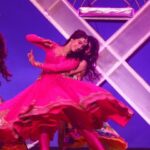 Sara Ali Khan Instagram - #FeelingOnWheels #FilmfareOnReels @filmfare @jiteshpillaai @rahulgangs_