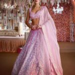 Sara Ali Khan Instagram - Flower Shower 🌸💐 Pink Power 💓💞🎀 👗: @manishmalhotra05 @tanghavri 📸: @dop007